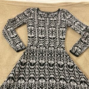 Derek Heart Black and Gray Long Sleeve Dress